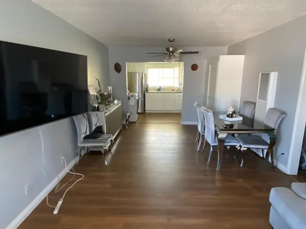 7137 Bellaire Ave, North Hollywood, CA 91605