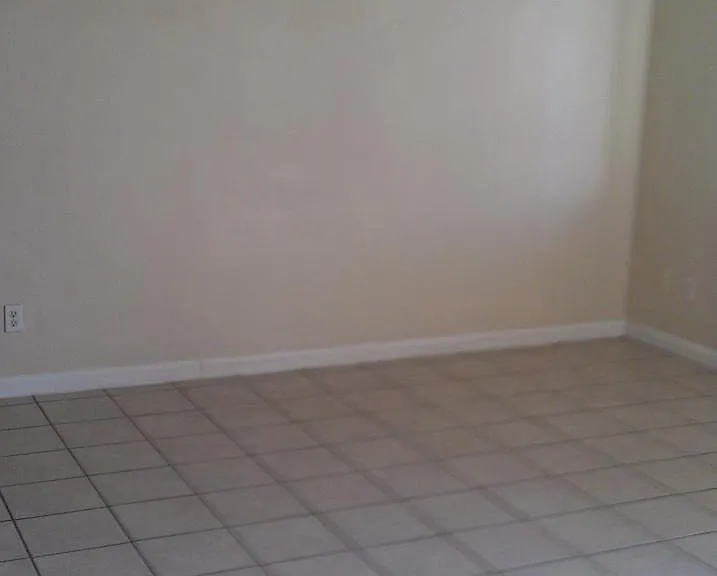 4940 E Holly St #B — Photo 5