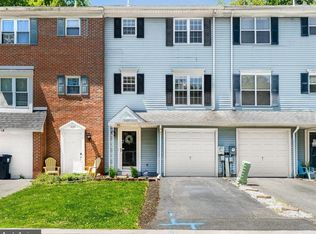 5127 W Woodmill Dr, Wilmington, DE 19808