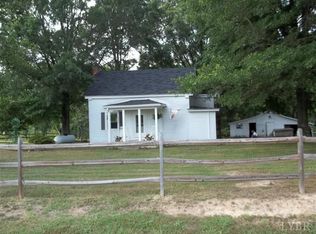 4140 Edmunds Rd, Gretna, VA 24557