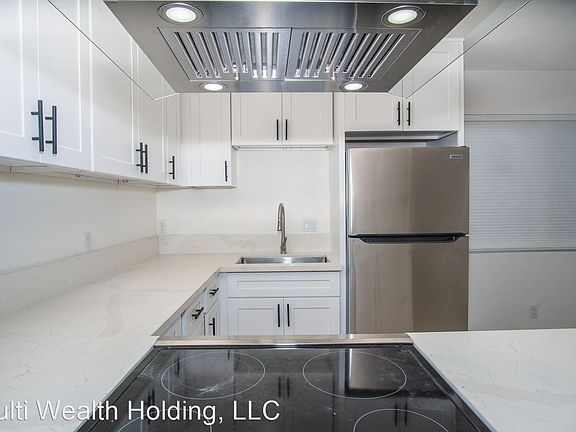 2nd image of 6701 Kelly St #K