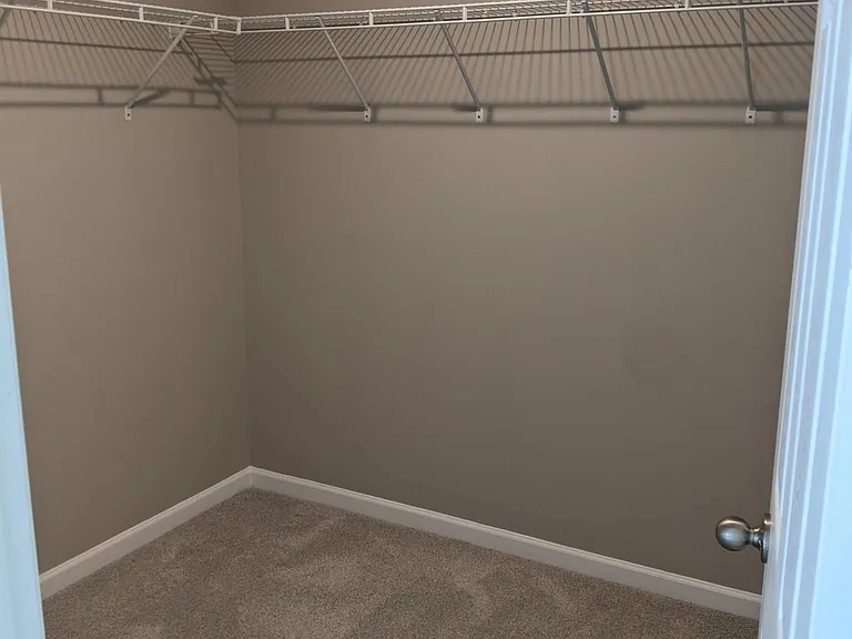 315 Trinity Way — Photo 21