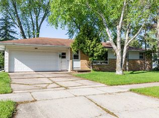 1835 Dousman St, Green Bay, WI 54303