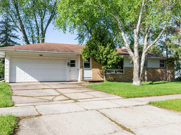 1835 Dousman St, Green Bay, WI 54303