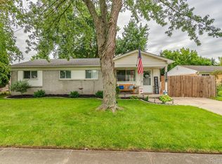 27251 Barbara Ct, Taylor, MI 48180