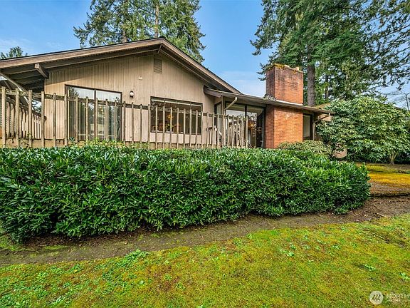 4th image of 5003 125th Avenue SE