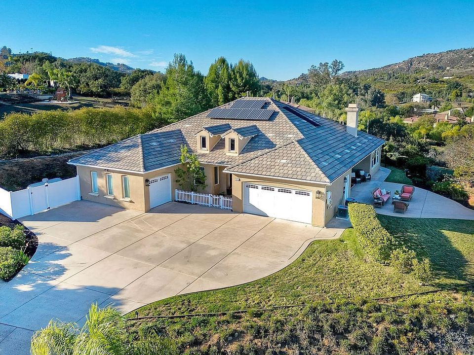 25665 Rue De Lac, Escondido, CA 92026 | Zillow