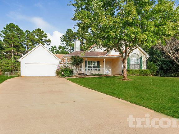 2nd image of 169 Floresta Dr