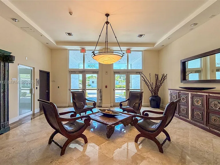 2600 SW 27th Ave #708 — Photo 8