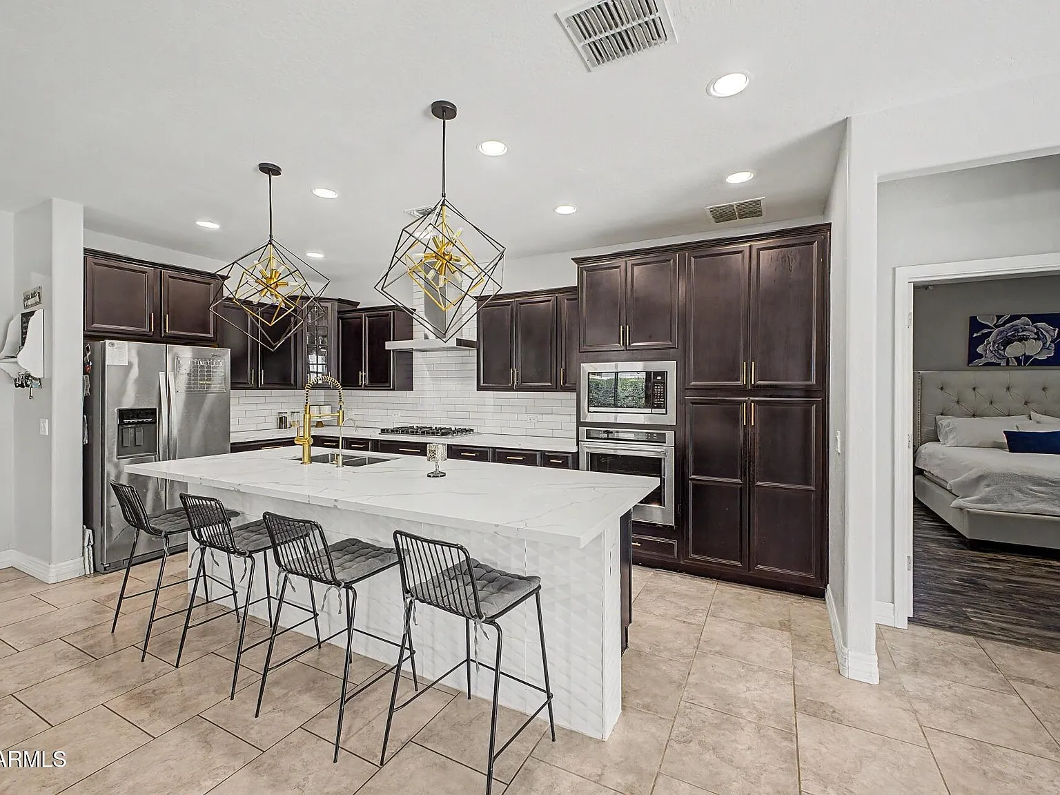 4 bed, 2.5 bath, 2141 sqft, $2,695 — Photo 2