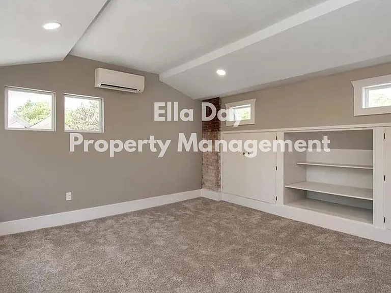 3437 Country Club Pl — Photo 8