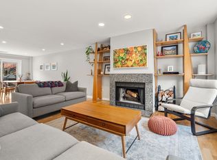 37 Chestnut St APT 207, Charlestown, MA 02129