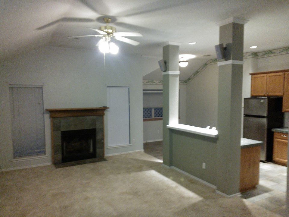 Open living/ kitchen