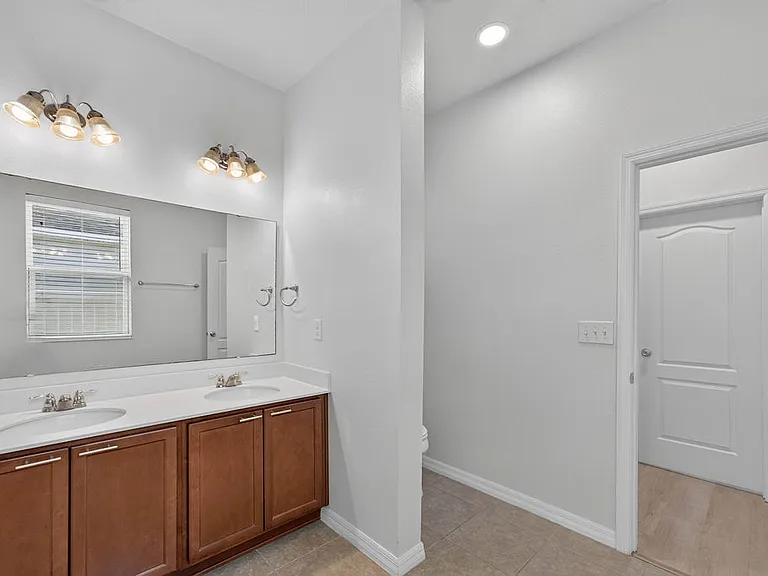 12141 Carson Dr — Photo 17