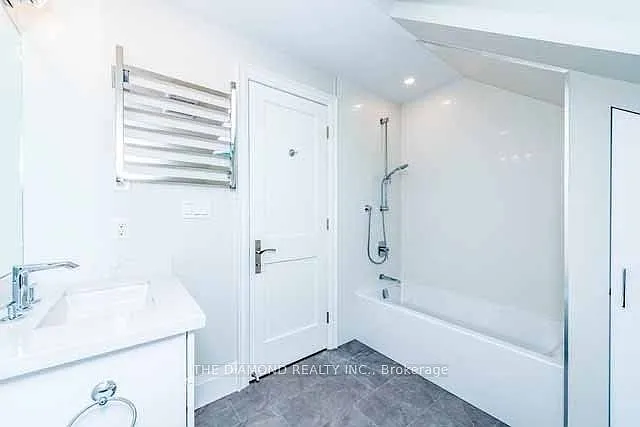 188 Westminster Ave — Photo 14
