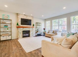 8313 Tillett Loop, Manassas, VA 20110