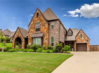 1208 Overland Dr, Burleson, TX 76028