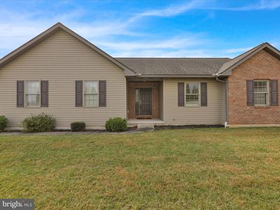 26 Village Dr, Fredericksburg, PA, 17026