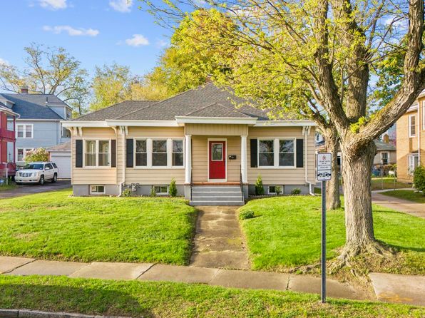 181 Westbourne Pkwy, Hartford, CT 06112
