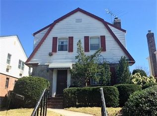 75-35 180th St, Flushing, NY 11366