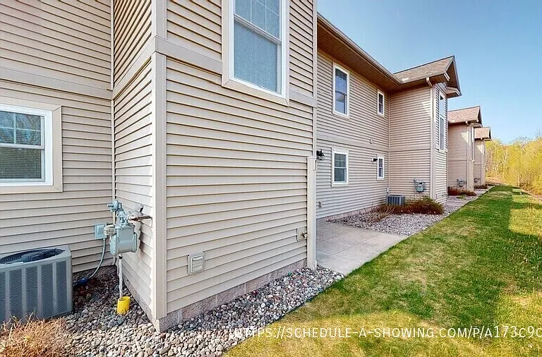 1806 N Creek Cir — Photo 9