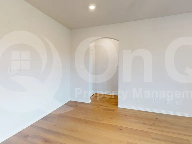 1004 Coppersmith Way — Photo 5