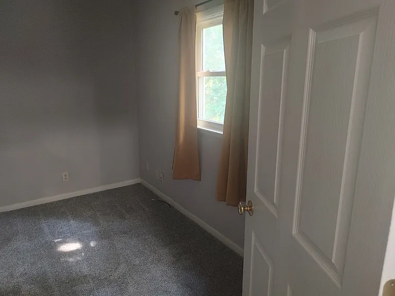 1605 E Glenn Ave — Photo 14