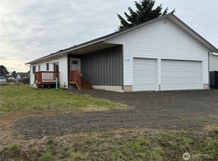 117 N Wynoochee Dr SW, Ocean Shores, WA 98569