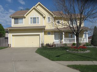 8216 S 68th Ct, La Vista, NE 68128