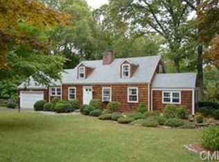 174 Pepper Ridge Rd, Stamford, CT 06905