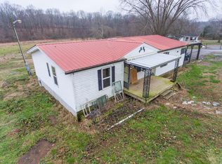 268 Buck Perry Rd, Bethpage, TN 37022