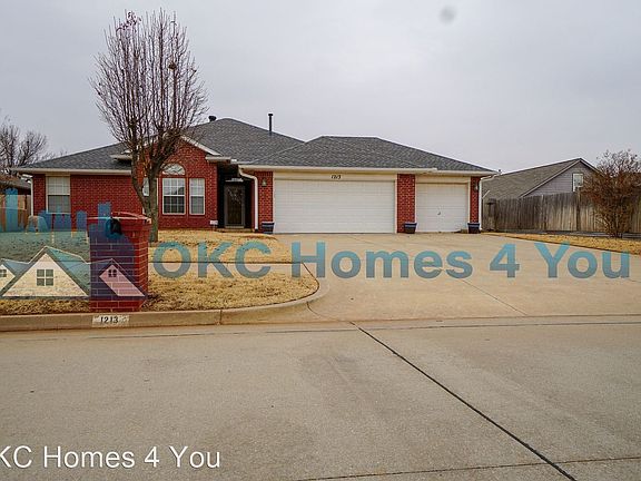 2nd image of 1213 Eastridge Dr