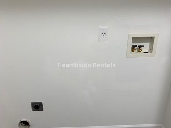3rd image of 2807 Richard Dr #A