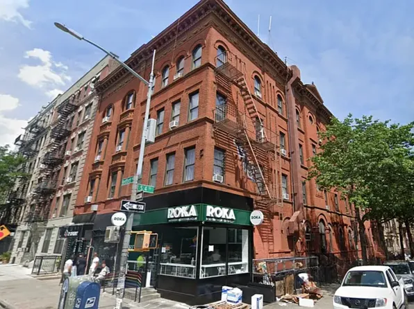 349 Bedford Avenue image 1 of 7