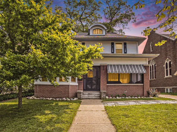 2046 Bourdon St, Muskegon, MI 49441