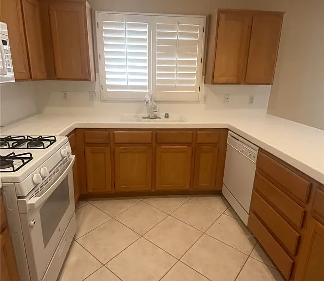 10221 Abano Ct #0 — Photo 3