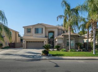8111 N Paula Ave, Fresno, CA