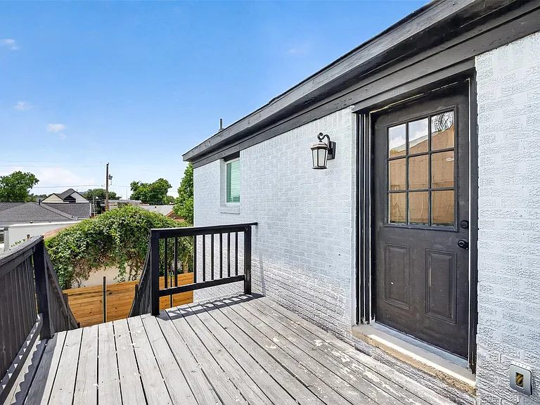 3701 Hutchins St — Photo 33