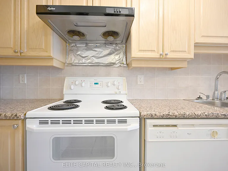 78 Harrison Garden Blvd #2004 — Photo 9