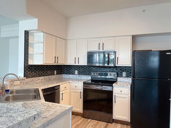 2nd image of 9873 Baywinds Dr APT 5306
