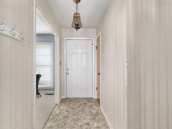 4th image of 1475 County Road 38