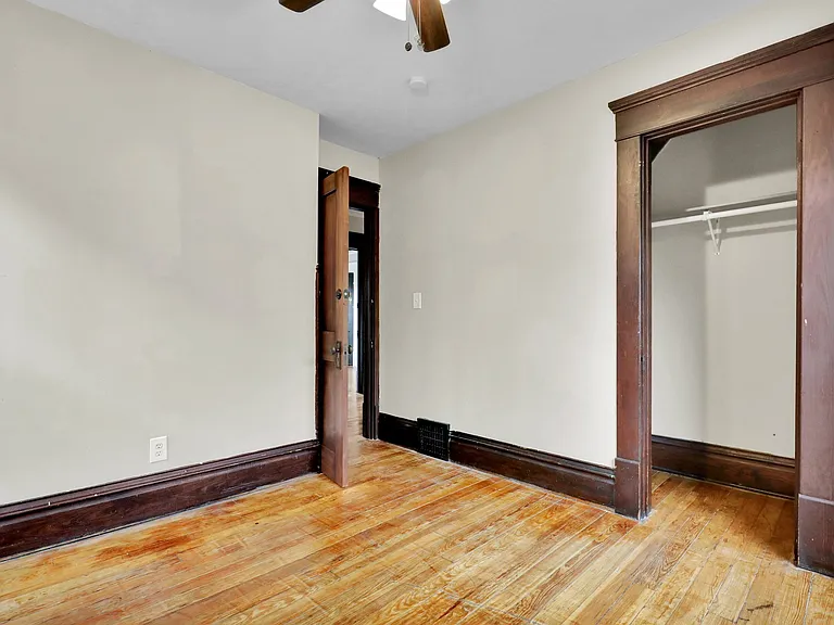 505 W Lenawee St — Photo 14