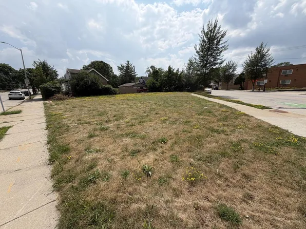 9201 W NATIONAL AVENUE, West Allis, WI 53227