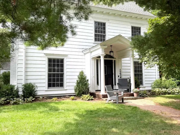 1234 Wellesley Rd, Madison, WI 53705