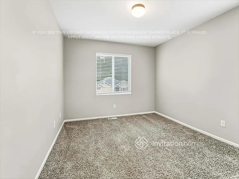 1319 Daffodil Ave NE — Photo 17