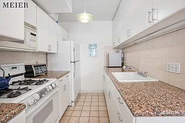 Rented by MEIER