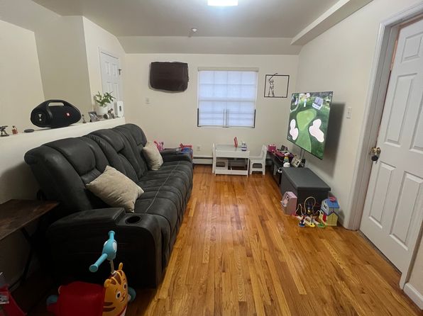 162-10 104th St #2A