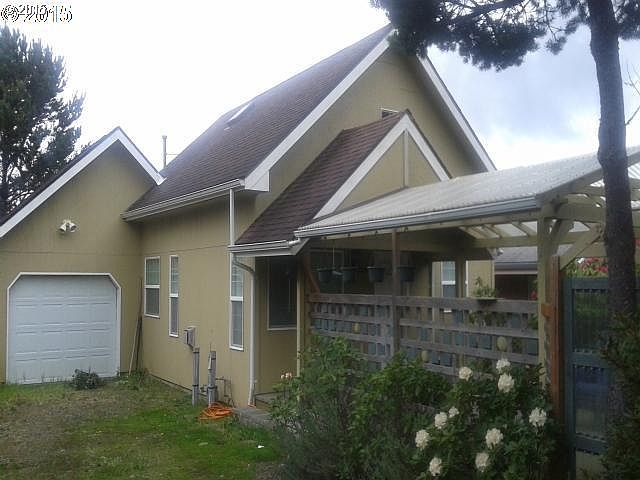 1st image of 60 Alderwood St