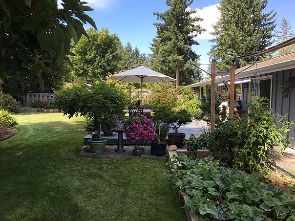 5th image of 2213 Angela St SE