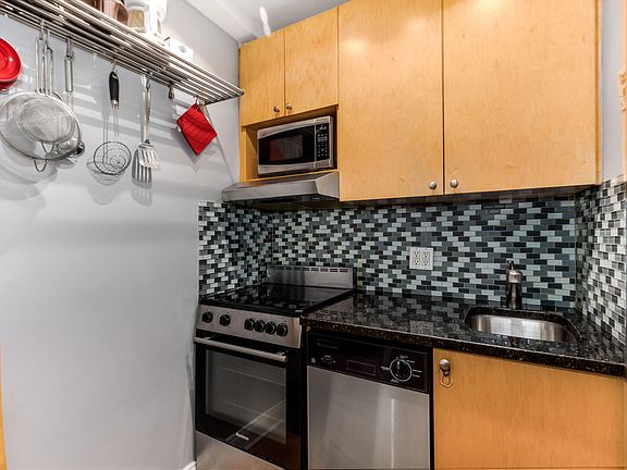 3rd image of 2 Tudor City Pl APT 5NS